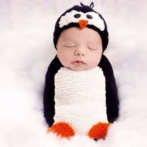 🐧Infant Crochet Penguin Outfit (Handmade)NWOT